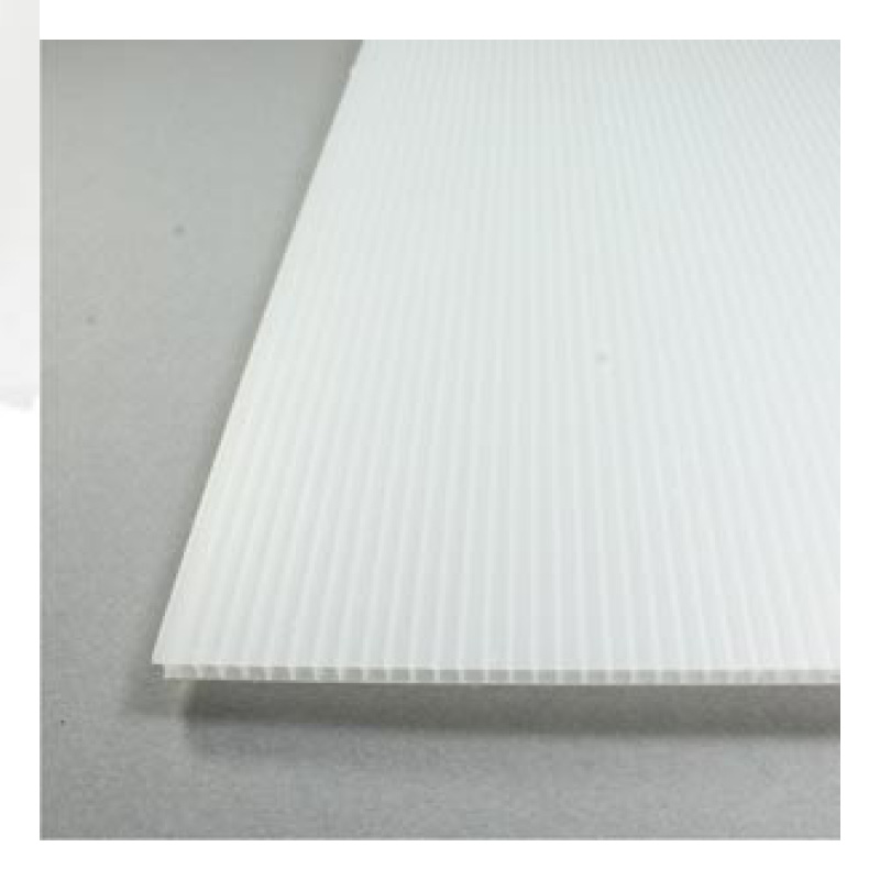 4mm Thick White Flame Retardant TemporGuard® Fluted Polypropylene Temporary Protection Board - 2.4 x1.2m